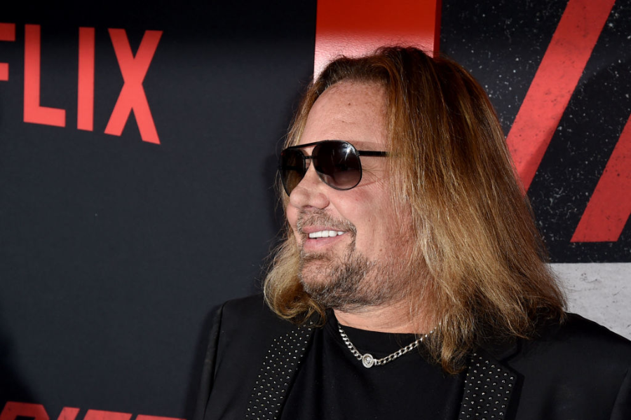 Vince Neil Net worth, Bio, Wiki, Early life, Education, Height & weight, Personal life, Creer, Hit songs and Social media
